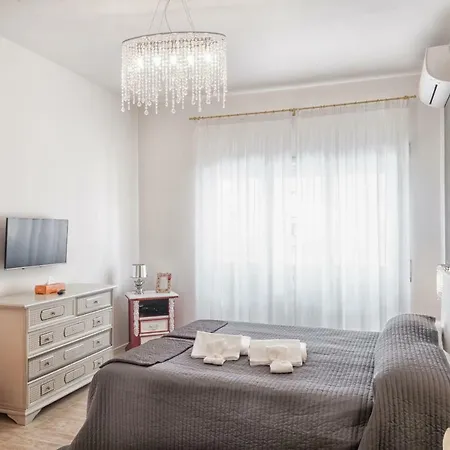아파트 San Romano Homes *