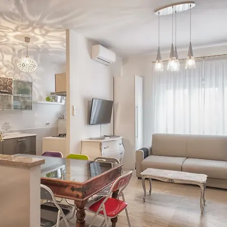 아파트 San Romano Homes 로마